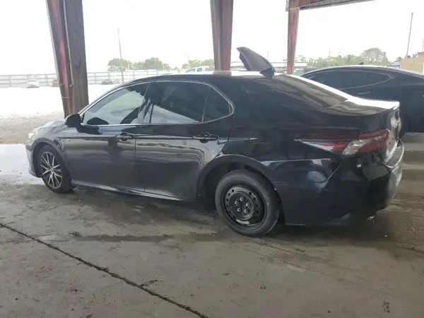 4T1F31AK0NU588940 2022 TOYOTA CAMRY - Image 2