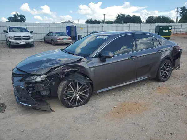 4T1F31AK0NU589375 2022 TOYOTA CAMRY - Image 1