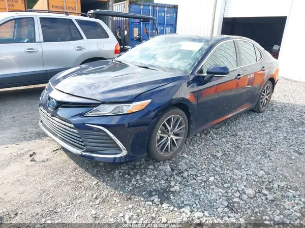 4T1F31AK0NU590350 2022 TOYOTA CAMRY - Image 2