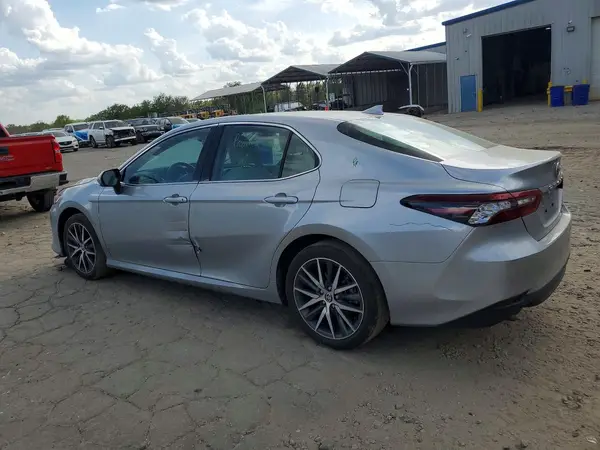 4T1F31AK0NU591014 2022 TOYOTA CAMRY - Image 2