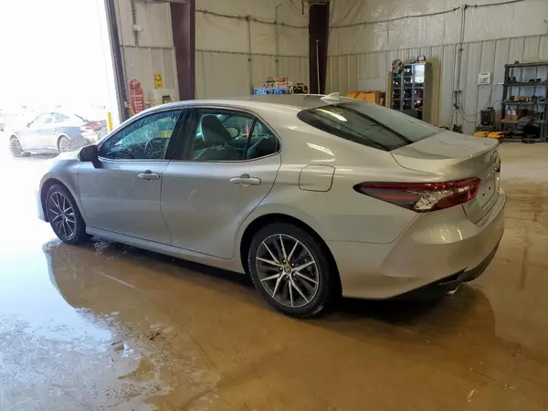 4T1F31AK0NU593703 2022 TOYOTA CAMRY - Image 2