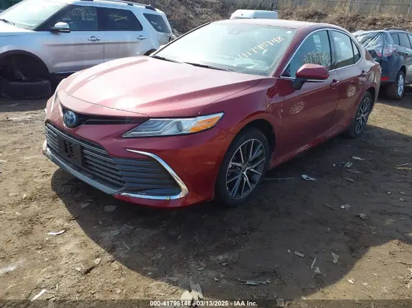 4T1F31AK0NU598822 2022 TOYOTA CAMRY - Image 2
