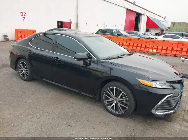 4T1F31AK0PU059720 2023 TOYOTA CAMRY - Image 1