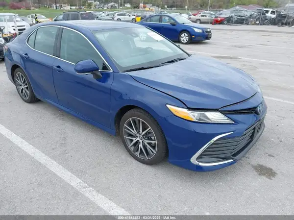 4T1F31AK0RU063107 2024 TOYOTA CAMRY - Image 1