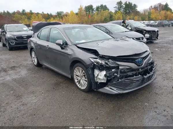 4T1F31AK1LU017227 2020 TOYOTA CAMRY - Image 1