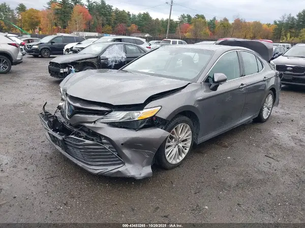 4T1F31AK1LU017227 2020 TOYOTA CAMRY - Image 2