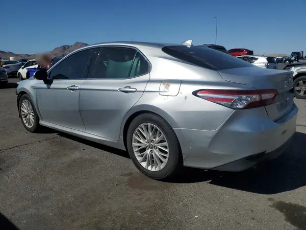 4T1F31AK1LU537573 2020 TOYOTA CAMRY - Image 2