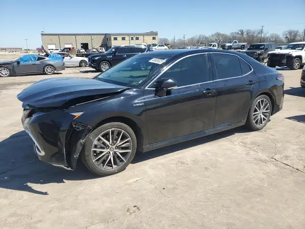 4T1F31AK1MU549465 2021 TOYOTA CAMRY - Image 1