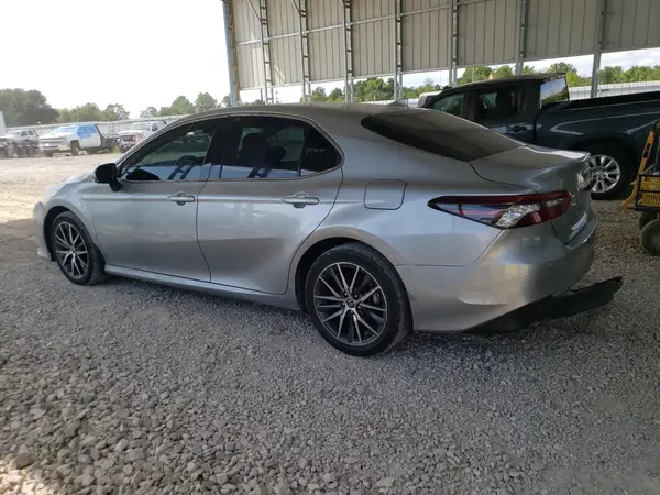 4T1F31AK1NU572777 2022 TOYOTA CAMRY - Image 2