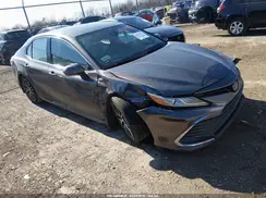 4T1F31AK1NU586792 2022 TOYOTA CAMRY