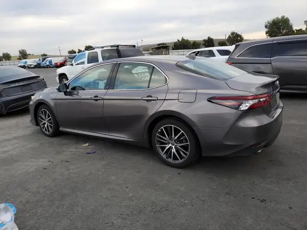 4T1F31AK1PU611970 2023 TOYOTA CAMRY - Image 2