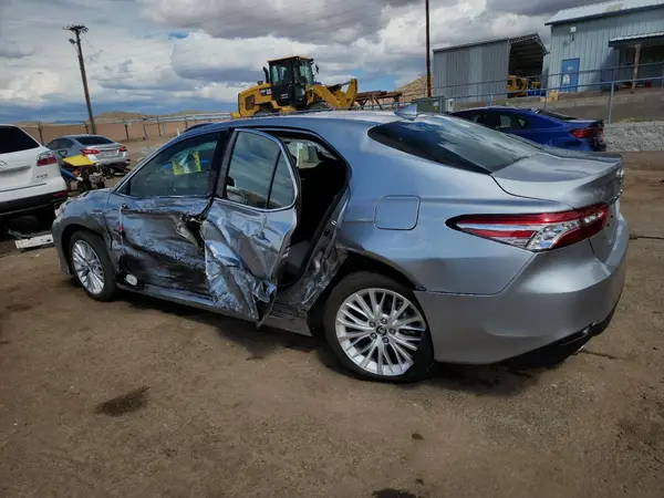 4T1F31AK2LU522886 2020 TOYOTA CAMRY - Image 2