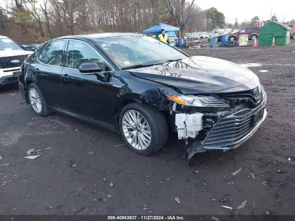 4T1F31AK2LU525657 2020 TOYOTA CAMRY - Image 1