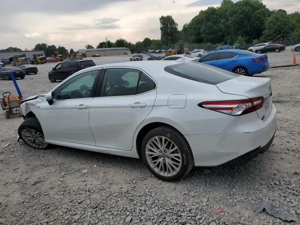 4T1F31AK2LU526209 2020 TOYOTA CAMRY - Image 2