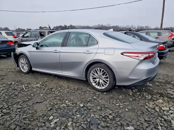 4T1F31AK2LU533841 2020 TOYOTA CAMRY - Image 2