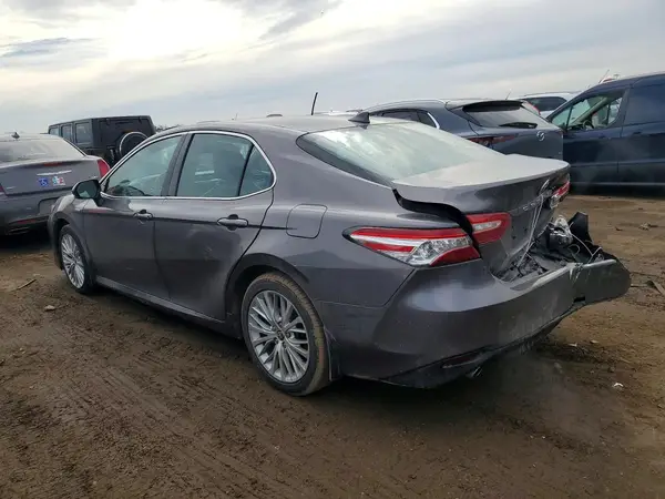 4T1F31AK2LU535945 2020 TOYOTA CAMRY - Image 2