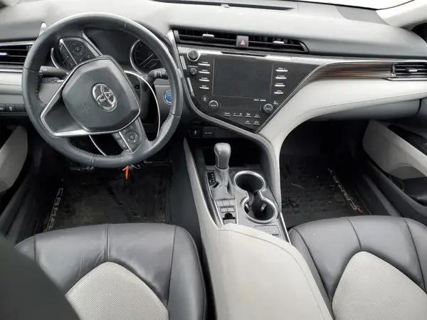 4T1F31AK2LU540384 2020 TOYOTA CAMRY - Image 8