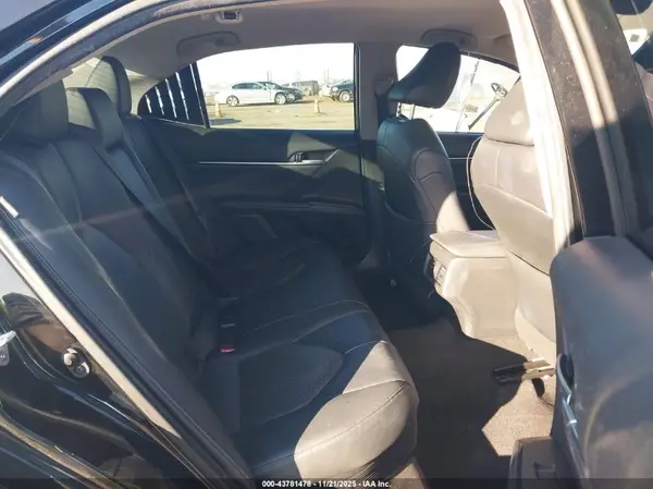 4T1F31AK2MU560636 2021 TOYOTA CAMRY - Image 8