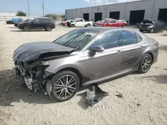 4T1F31AK2NU580872 2022 TOYOTA CAMRY