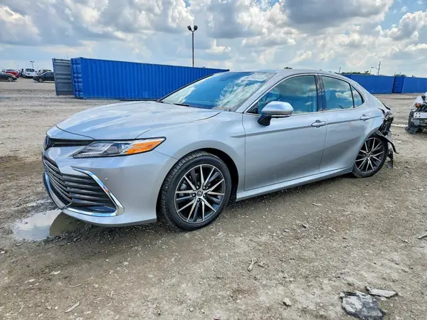 4T1F31AK2PU055829 2023 TOYOTA CAMRY - Image 1