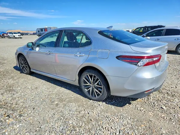 4T1F31AK2PU619429 2023 TOYOTA CAMRY - Image 2