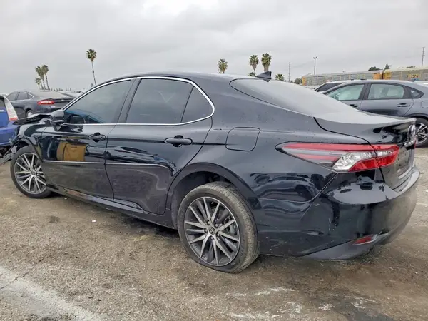 4T1F31AK2RU076070 2024 TOYOTA CAMRY - Image 2