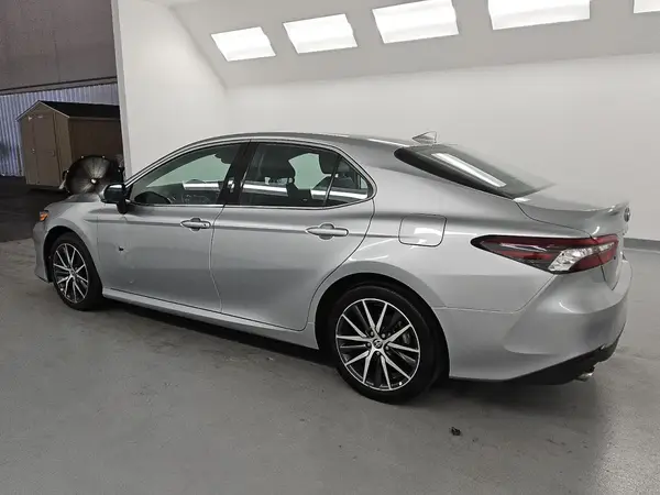 4T1F31AK2RU621233 2024 TOYOTA CAMRY - Image 2