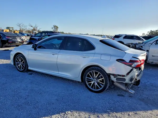 4T1F31AK2RU628358 2024 TOYOTA CAMRY - Image 2