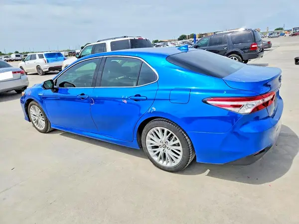 4T1F31AK3LU017276 2020 TOYOTA CAMRY - Image 2