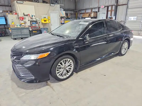 4T1F31AK3LU524484 2020 TOYOTA CAMRY - Image 1