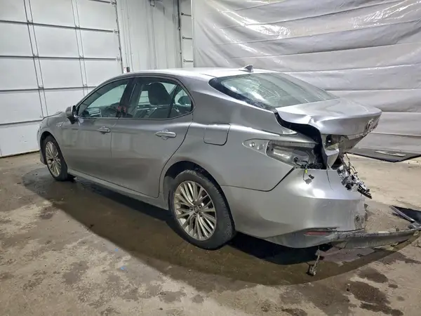 4T1F31AK3LU524534 2020 TOYOTA CAMRY - Image 2