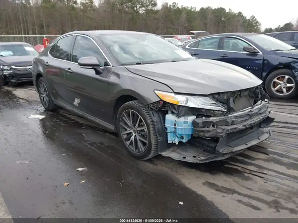 4T1F31AK3NU591394 2022 TOYOTA CAMRY - Image 1