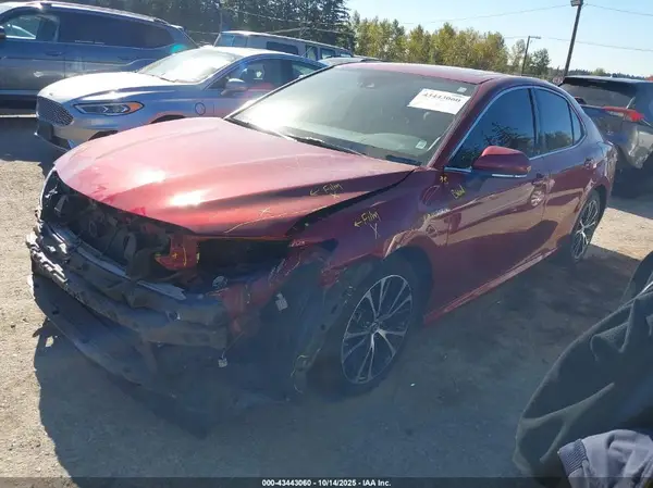 4T1F31AK4LU016928 2020 TOYOTA CAMRY - Image 2