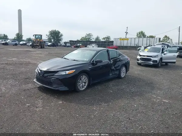 4T1F31AK4LU521710 2020 TOYOTA CAMRY - Image 2