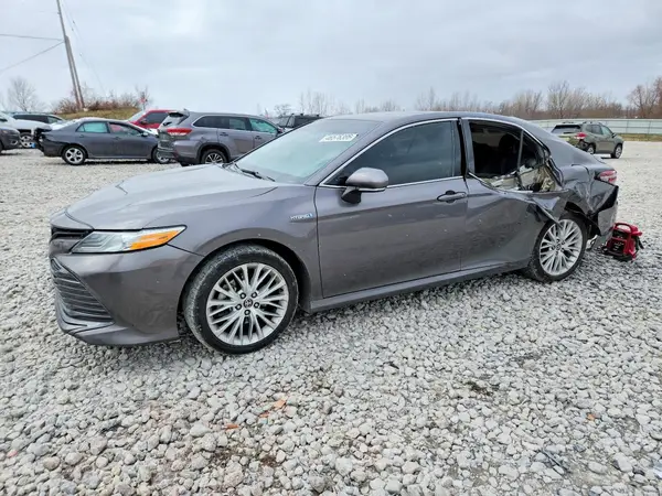 4T1F31AK4LU538359 2020 TOYOTA CAMRY - Image 1
