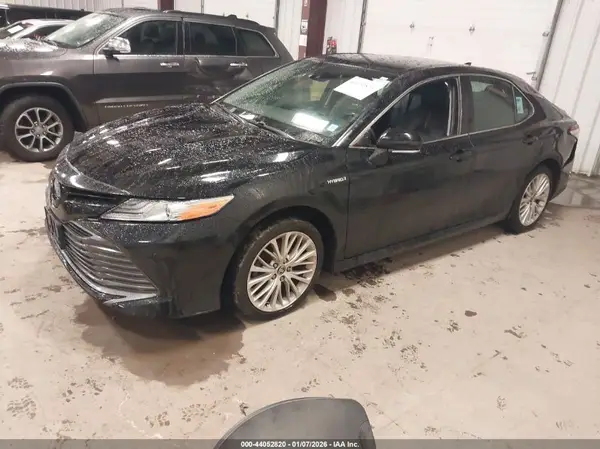 4T1F31AK4LU542394 2020 TOYOTA CAMRY - Image 2