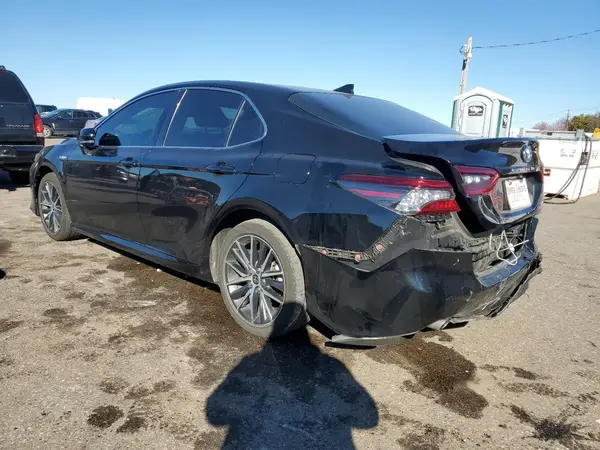 4T1F31AK4MU562212 2021 TOYOTA CAMRY - Image 2