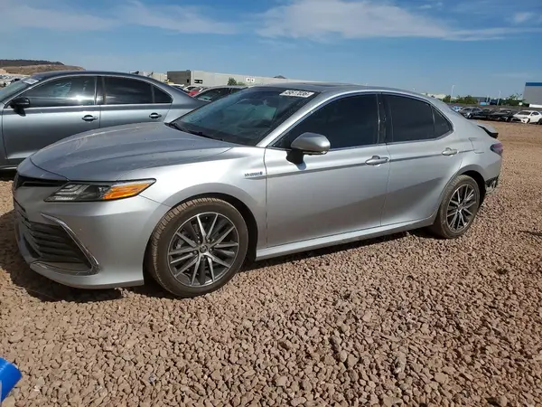 4T1F31AK4MU567670 2021 TOYOTA CAMRY - Image 1