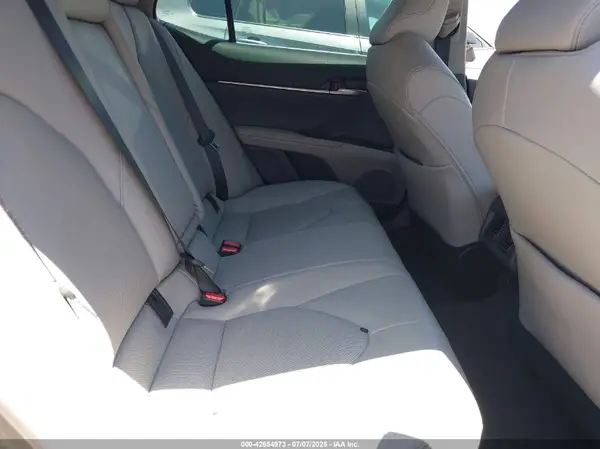 4T1F31AK4NU571560 2022 TOYOTA CAMRY - Image 8