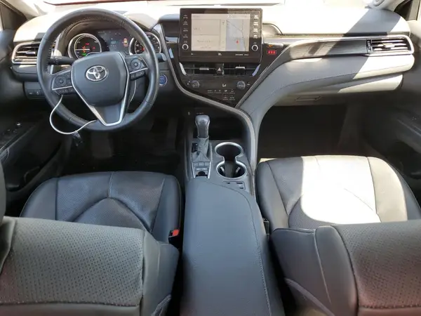 4T1F31AK4NU578573 2022 TOYOTA CAMRY - Image 8