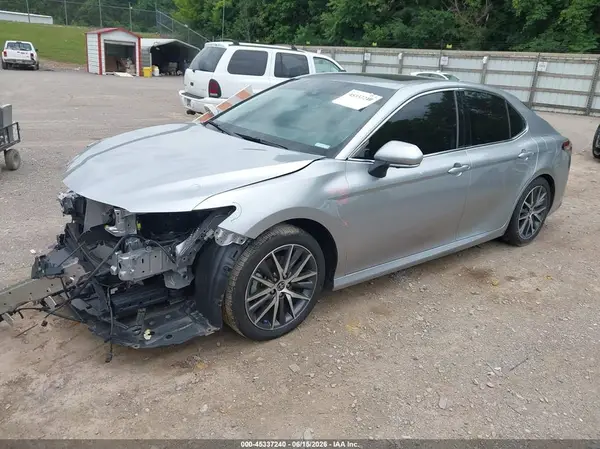 4T1F31AK4NU592344 2022 TOYOTA CAMRY - Image 2