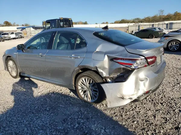 4T1F31AK5LU526785 2020 TOYOTA CAMRY - Image 2