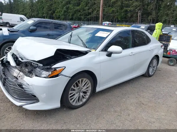 4T1F31AK5LU529086 2020 TOYOTA CAMRY - Image 2