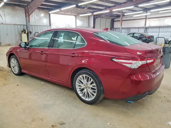4T1F31AK5LU538760 2020 TOYOTA CAMRY - Image 2