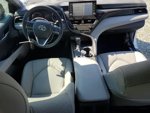 4T1F31AK5MU548576 2021 TOYOTA CAMRY - Image 8