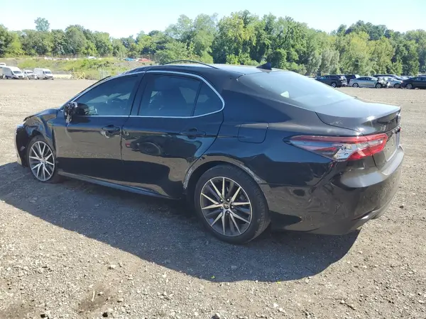 4T1F31AK5NU579263 2022 TOYOTA CAMRY - Image 2