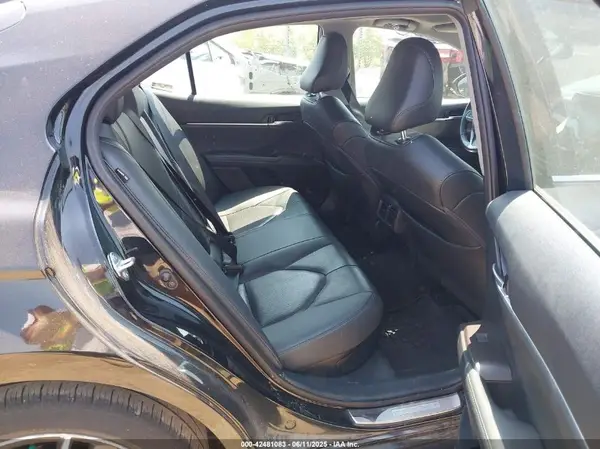 4T1F31AK5NU585743 2022 TOYOTA CAMRY - Image 8