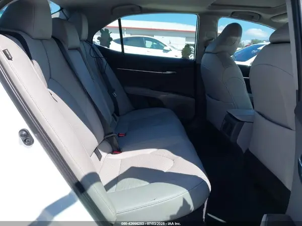 4T1F31AK5RU631321 2024 TOYOTA CAMRY - Image 8