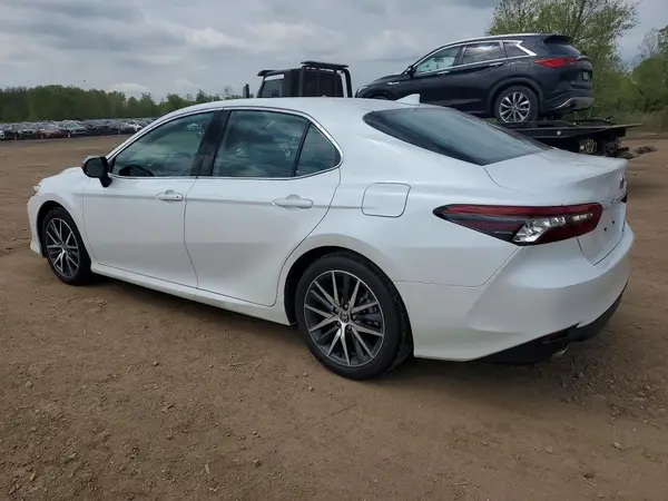 4T1F31AK5RU632257 2024 TOYOTA CAMRY - Image 2