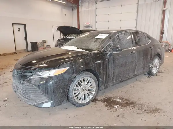 4T1F31AK6LU017658 2020 TOYOTA CAMRY - Image 2